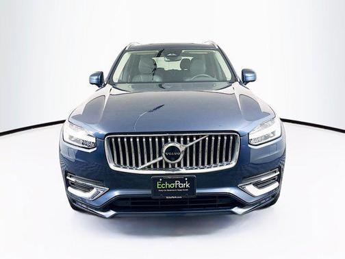 2023 Volvo XC90 Plus