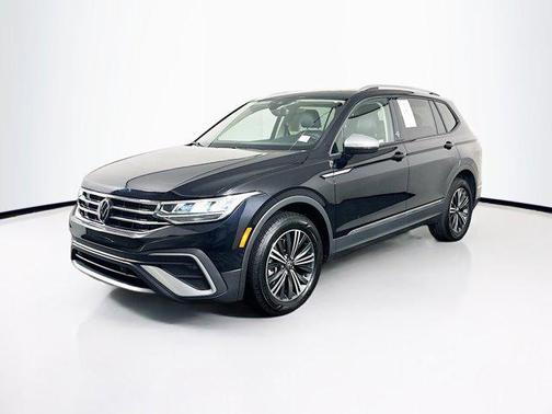 2024 Volkswagen Tiguan 2.0T Wolfsburg Edition