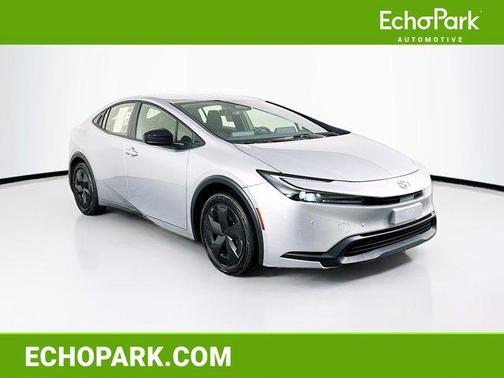 2025 Toyota Prius LE