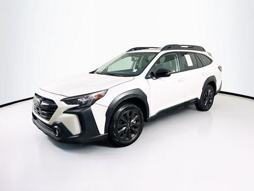 Crystal White Pearl 2025 Subaru Outback Onyx Edition