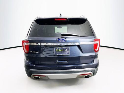Smoked Quartz Metallic Tinted Clearcoat 2017 Ford Explorer Limited