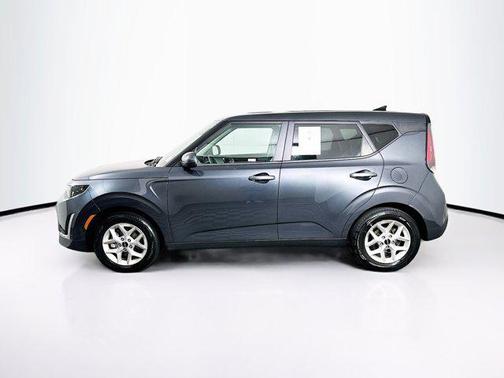 Gravity Gray 2025 Kia Soul LX