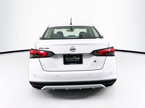2024 Nissan Versa 1.6 S