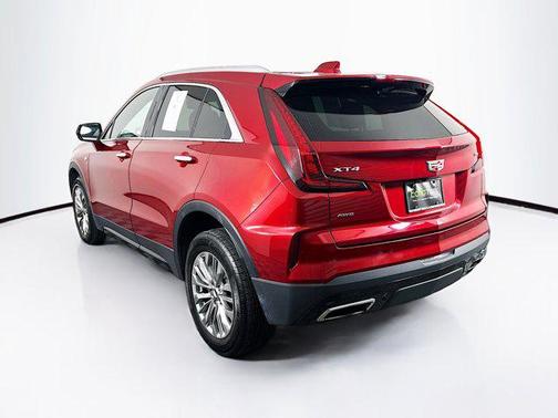 2024 Cadillac XT4 Premium Luxury