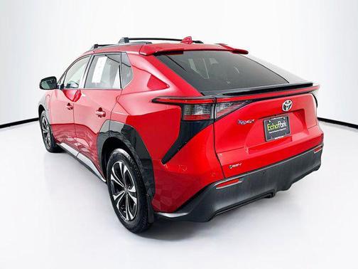 2024 Toyota bZ4X XLE