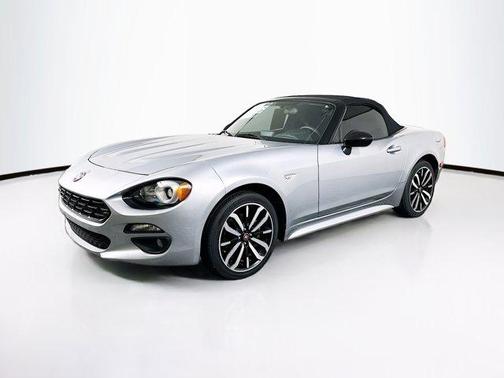 2020 FIAT 124 Spider Base