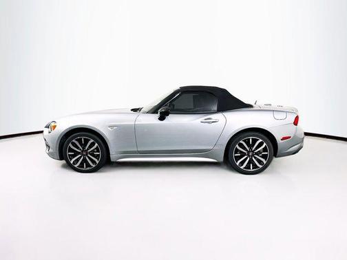 2020 FIAT 124 Spider Base
