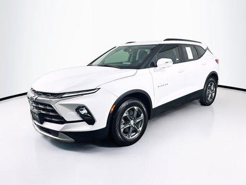 Summit White 2024 Chevrolet Blazer 3LT