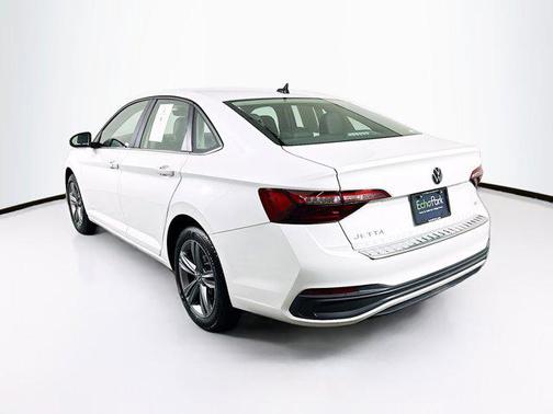 2024 Volkswagen Jetta 1.4T SE