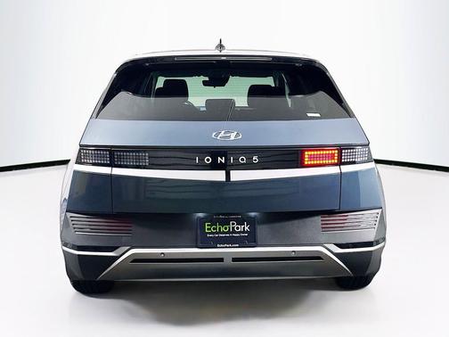 Digital Teal 2024 Hyundai IONIQ 5 SE