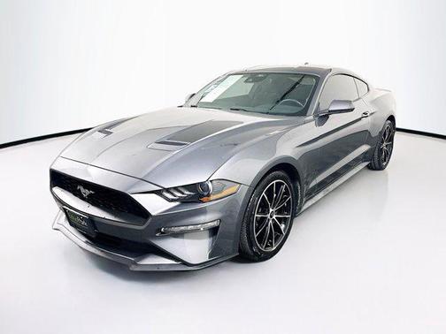 2022 Ford Mustang EcoBoost