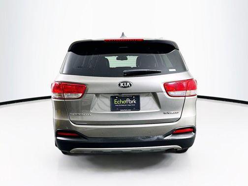 2017 Kia Sorento EX