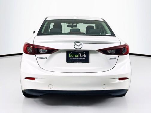 Snowflake White Pearl Mica 2016 Mazda Mazda3 s Grand Touring