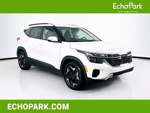 Snow White Pearl 2025 Kia Seltos S