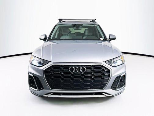 2022 Audi Q5 45 S line Premium Plus