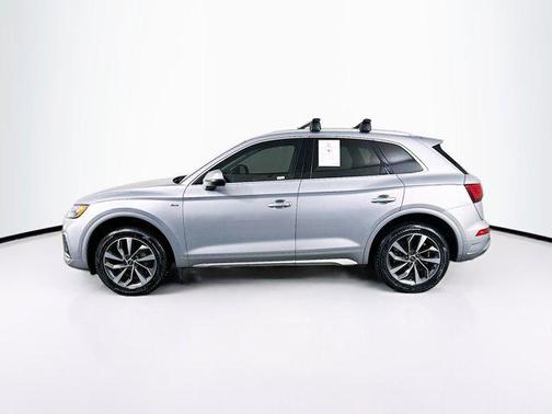 2022 Audi Q5 45 S line Premium Plus