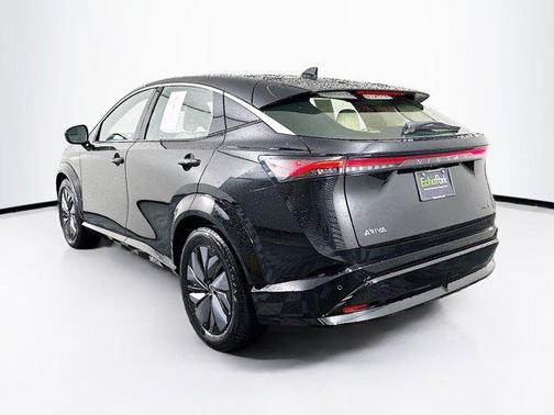 Black Diamond Pearl 2023 Nissan ARIYA EVOLVE+