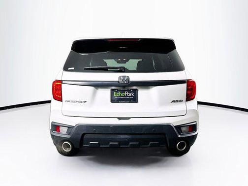 Platinum White Pearl 2023 Honda Passport EX-L