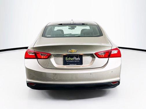Mineral Gray Metallic 2023 Chevrolet Malibu LT