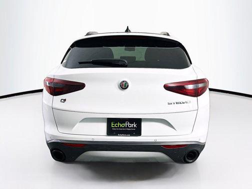 2022 Alfa Romeo Stelvio Ti