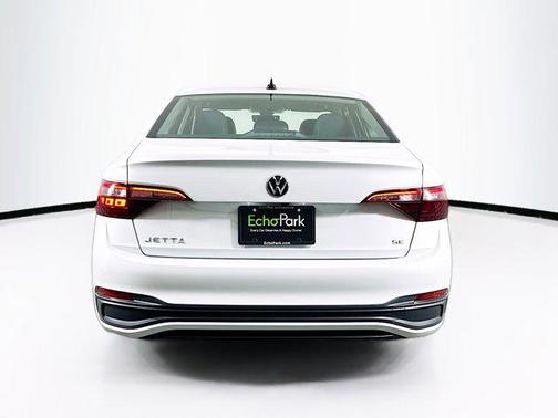 2024 Volkswagen Jetta 1.4T SE