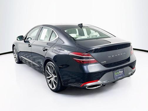 Vik Black 2025 Genesis G70 2.5T