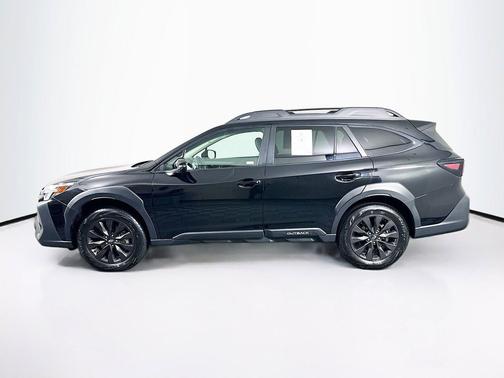 Crystal Black Silica 2025 Subaru Outback Onyx Edition