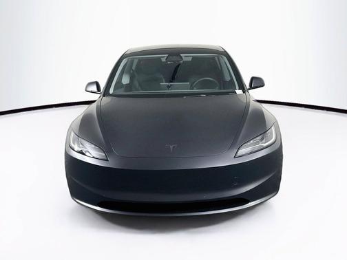 Gray 2024 Tesla Model 3 Standard Range