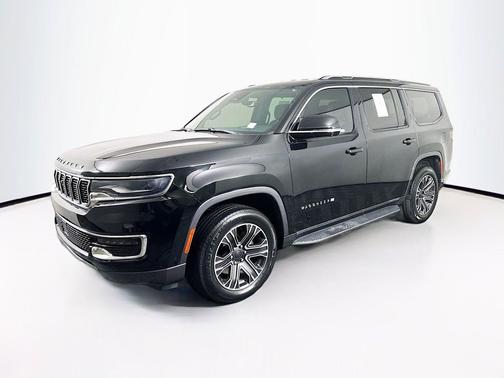 Diamond Black Crystal Pearlcoat 2022 Jeep Wagoneer Series III