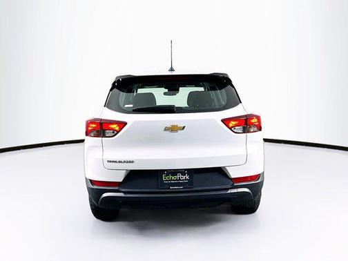 Summit White 2024 Chevrolet Trailblazer LS