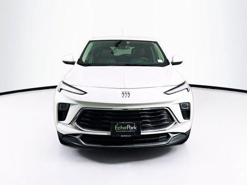 Summit White 2025 Buick Encore GX Preferred