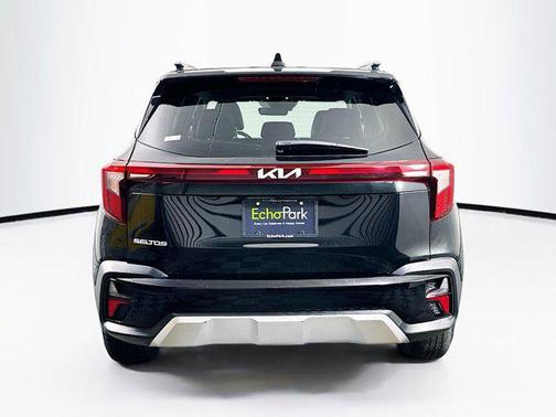 Fusion Black 2025 Kia Seltos S