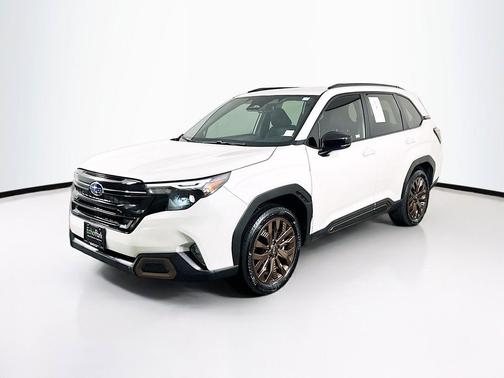 Crystal White Pearl 2025 Subaru Forester Sport