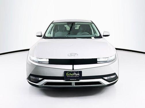 2024 Hyundai IONIQ 5 SE