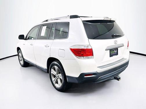 Blizzard Pearl 2013 Toyota Highlander Limited