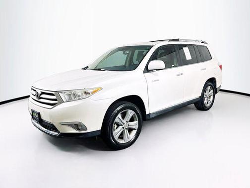 Blizzard Pearl 2013 Toyota Highlander Limited