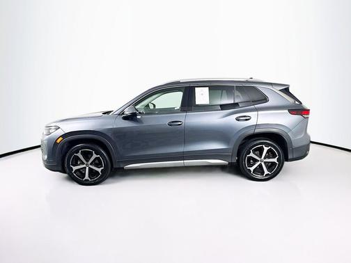 Platinum Gray Metallic 2025 Volkswagen Tiguan 2.0T SE