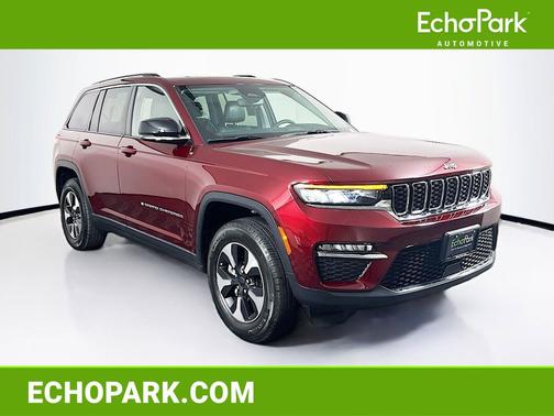 Velvet Red Pearlcoat 2022 Jeep Grand Cherokee 4xe Base