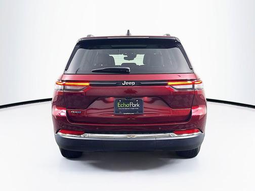 Velvet Red Pearlcoat 2022 Jeep Grand Cherokee 4xe Base