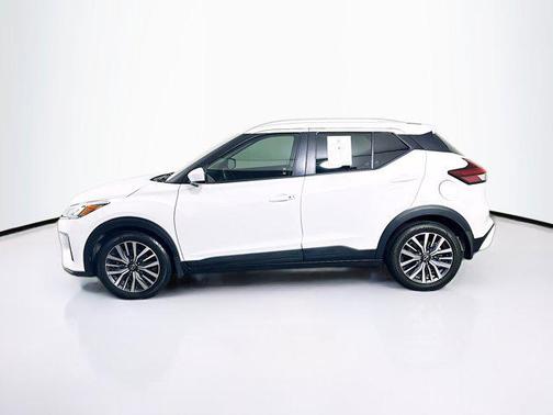 Fresh Powder 2024 Nissan Kicks SV