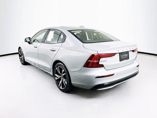 2025 Volvo S60 Plus