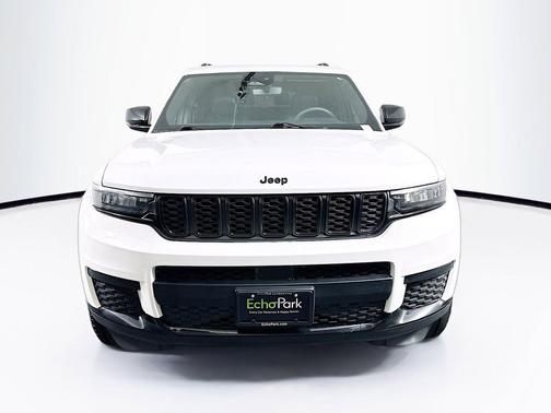 Bright White Clearcoat 2023 Jeep Grand Cherokee L Altitude
