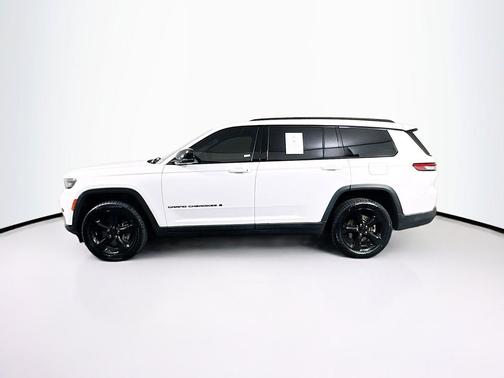 Bright White Clearcoat 2023 Jeep Grand Cherokee L Altitude