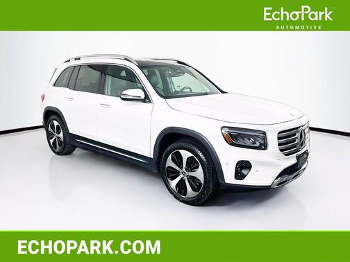 Polar White 2025 Mercedes-Benz GLB 250 4MATIC