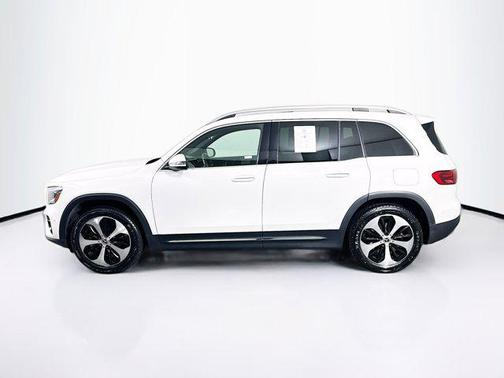 2025 Mercedes-Benz GLB 250 4MATIC