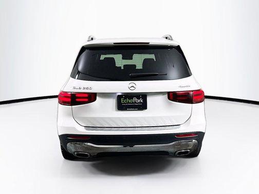 2025 Mercedes-Benz GLB 250 4MATIC