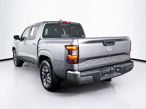Gun Metallic 2024 Nissan Frontier SL