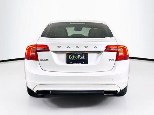 2016 Volvo S60 T5 Drive-E Premier