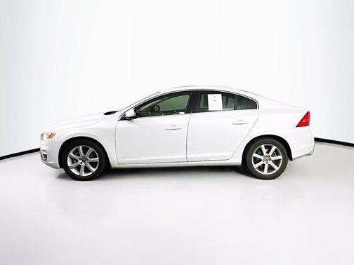 2016 Volvo S60 T5 Drive-E Premier