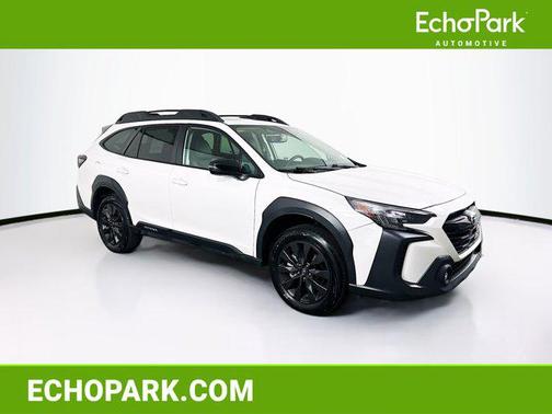 Crystal White Pearl 2025 Subaru Outback Onyx Edition
